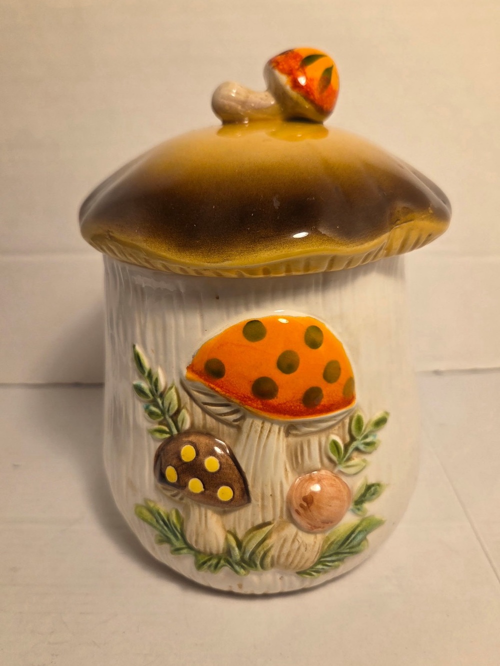 Merry Mushroom Sears And Roebuck 1976 Canister With Lid 7”